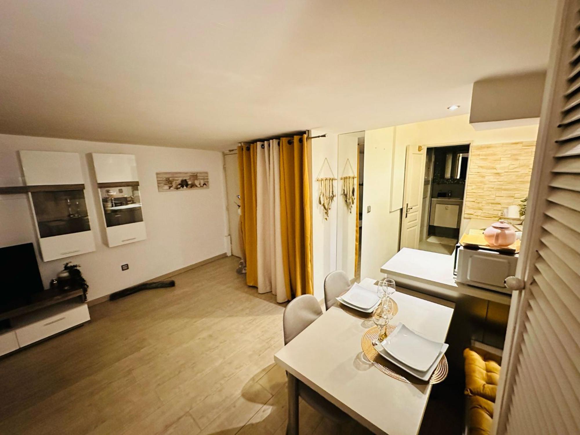 Bulle De Charme Avec Vue Apartman Perpignan Kültér fotó
