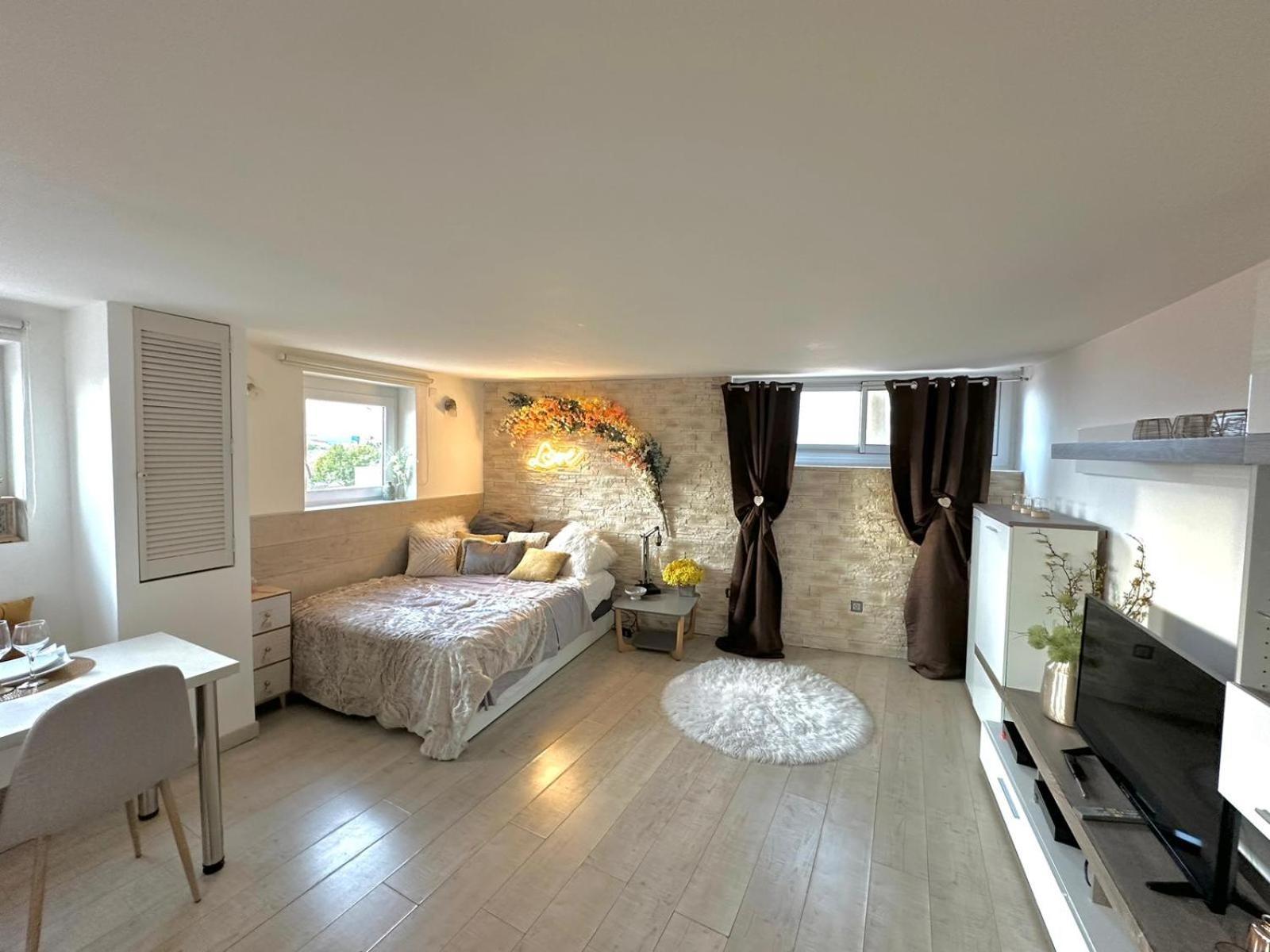 Bulle De Charme Avec Vue Apartman Perpignan Kültér fotó